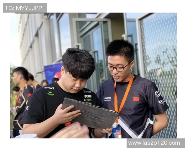 赛后复盘：BLG与LNG对决中的战术意识与团队配合分析