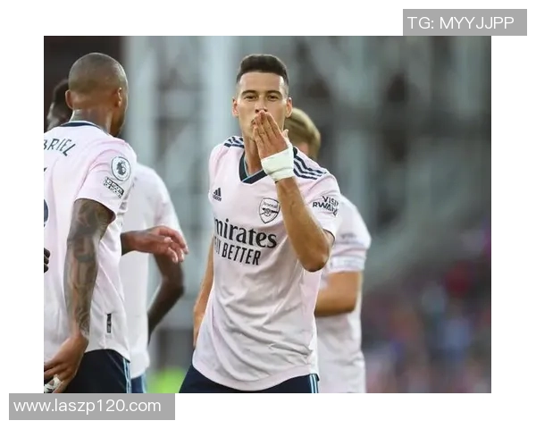 马丁内利的崛起之路：从青涩小将到球队核心的华丽转身