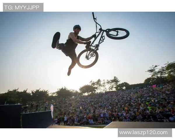 极限运动嘉年华特别报道：北京街舞队如何在挑战中绽放青春活力